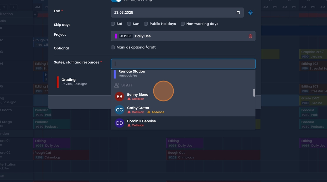 Booking conflict warnings for pre-booked resources and employee absences