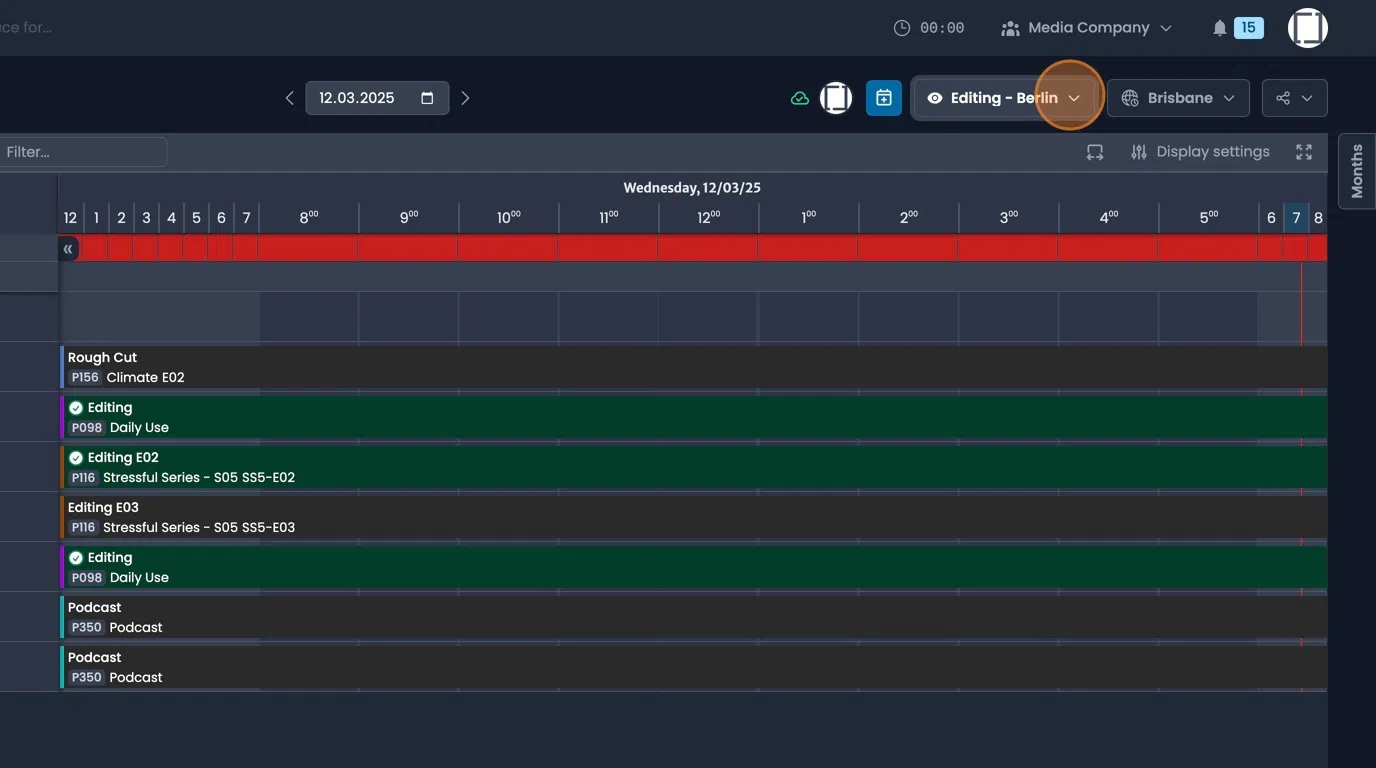 Display settings customization interface with available options and field configuration