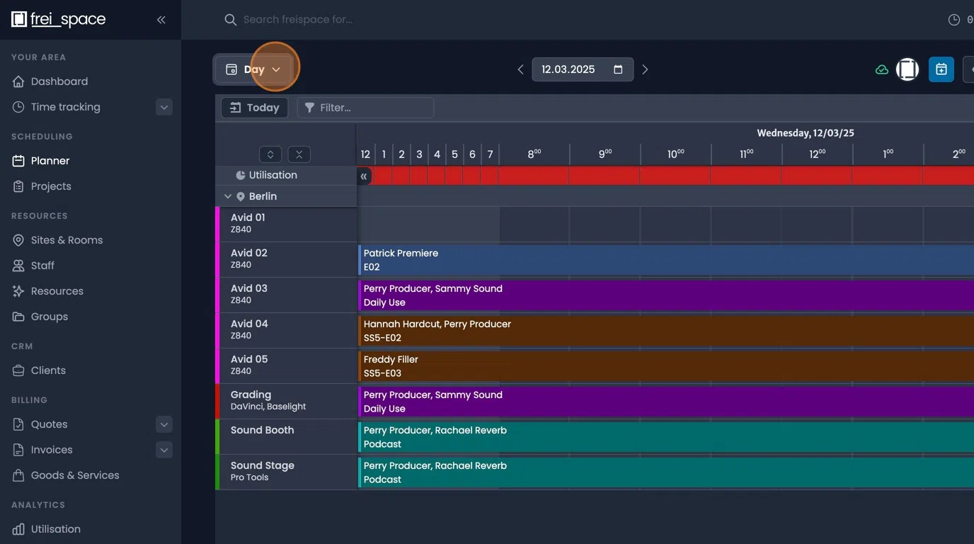 Project gantt access through dropdown menu with project selection options